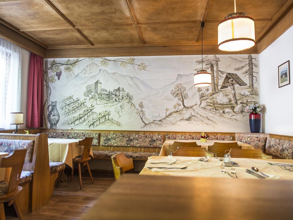 Gasthaus Gasteiger Lagundo Exterior foto